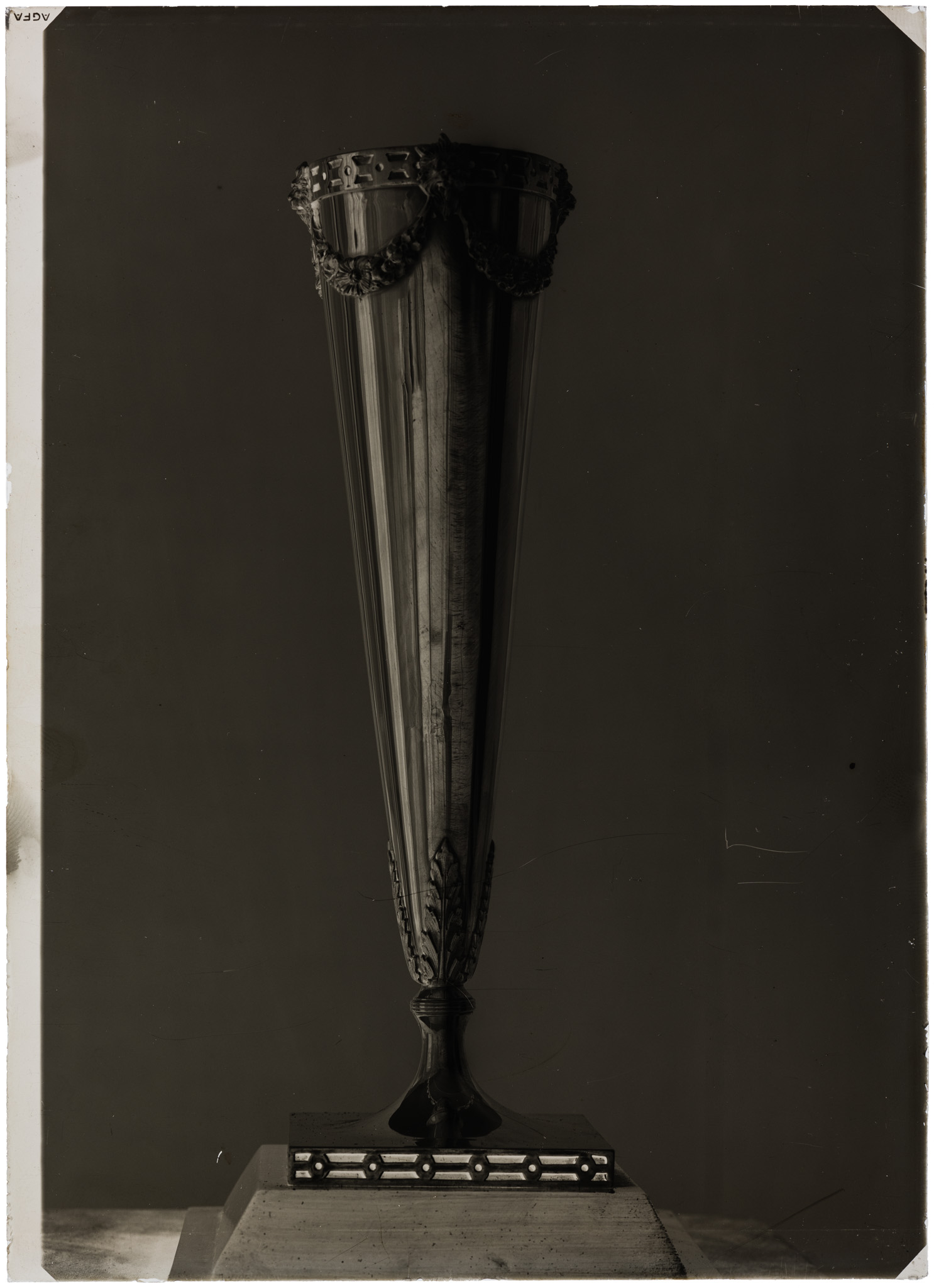 0043ar00100