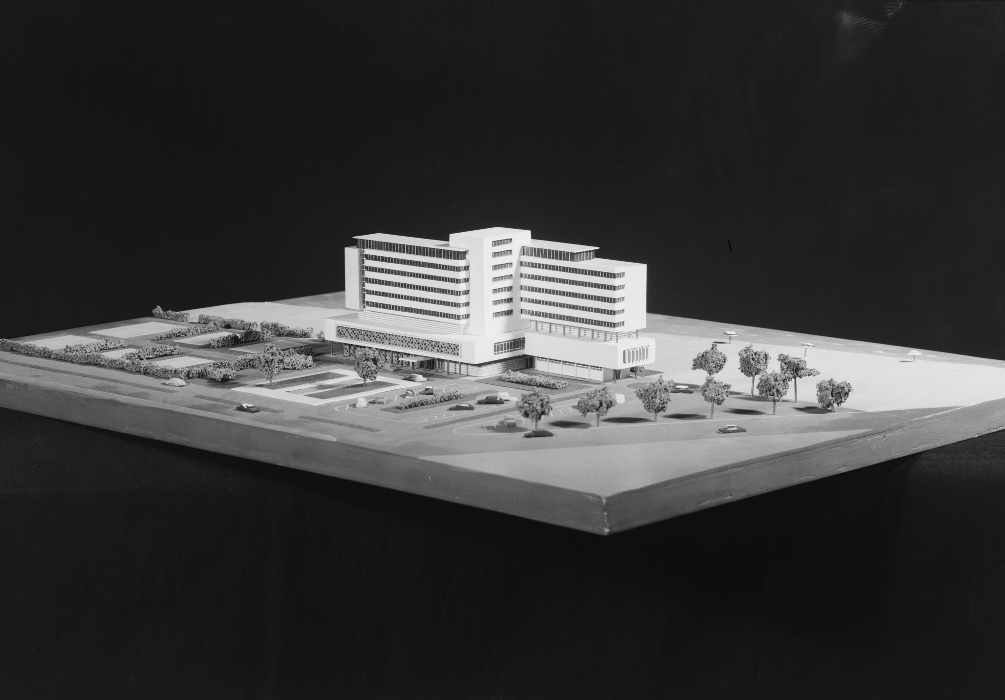 0043ar00412